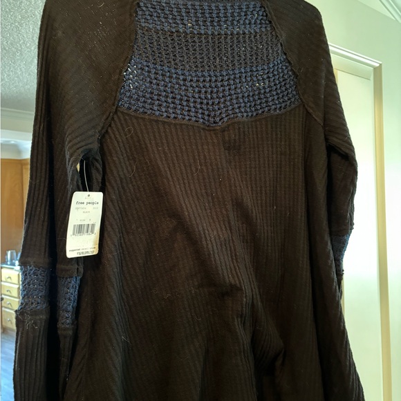 Free People sweater - Picture 2 of 3